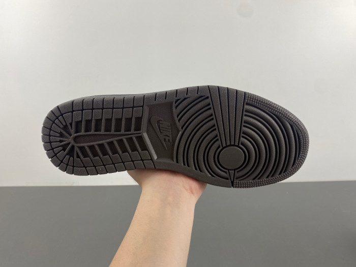 Travis Scott x Air Jordan 1 Low CQ4277-111