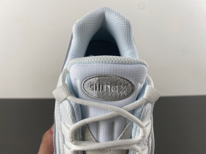 Nike Air Max 95 Essential White Grey Fog CT1268-100