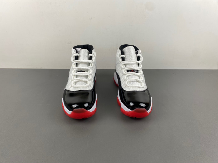 AIR JORDAN 11 Reverse CT8012-106