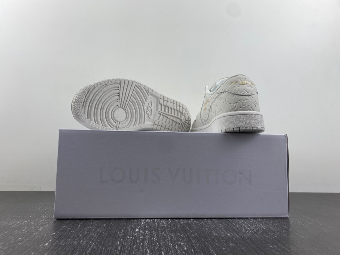 OFF-WHITE x Travis Scott x Air Jordan 1 Low OG