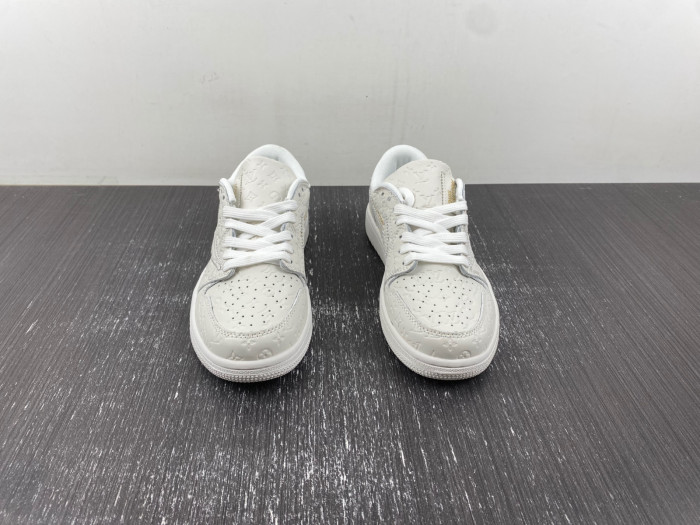 OFF-WHITE x Travis Scott x Air Jordan 1 Low OG