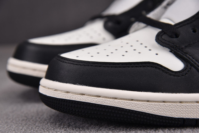 Air Jordan 1 Low OG “Mocha” CZ0790-102