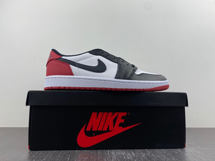 Air Jordan 1 Retro Low OG Black Toe CZ0790-106
