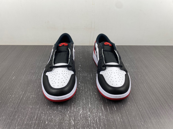 Air Jordan 1 Retro Low OG Black Toe CZ0790-106