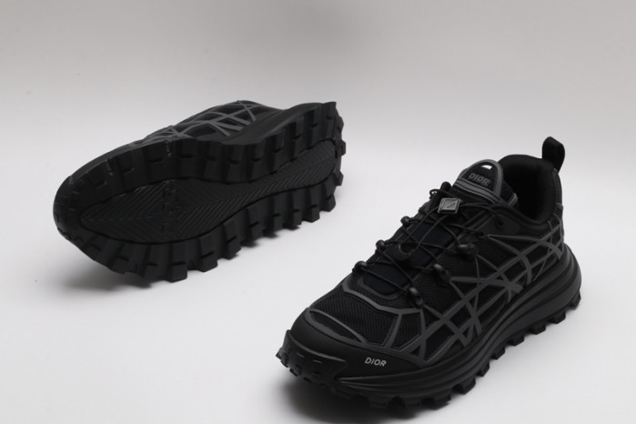 B31 RUNNER SNEAKER