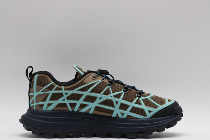 B31 RUNNER SNEAKER