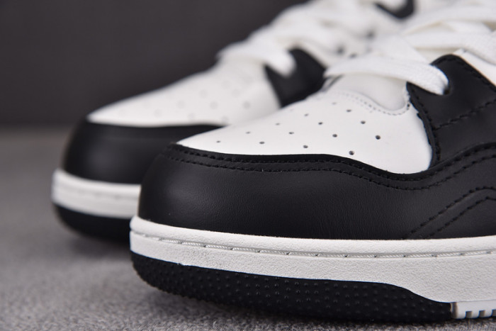 D1OR B57 Shoes