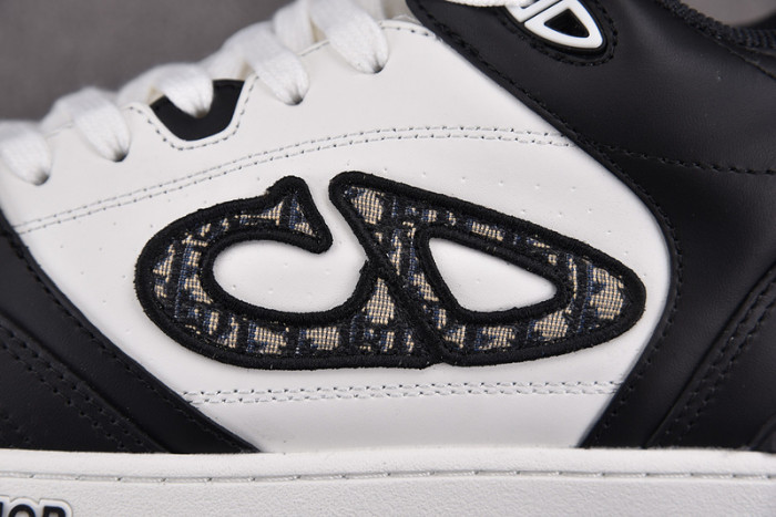 D1OR B57 Shoes