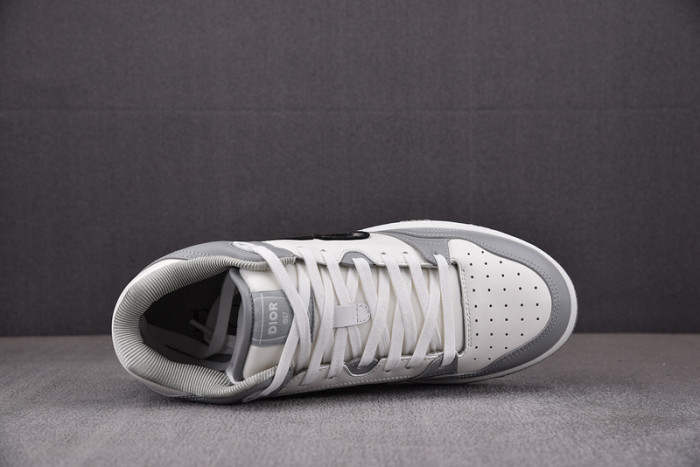 D1OR B57 Shoes
