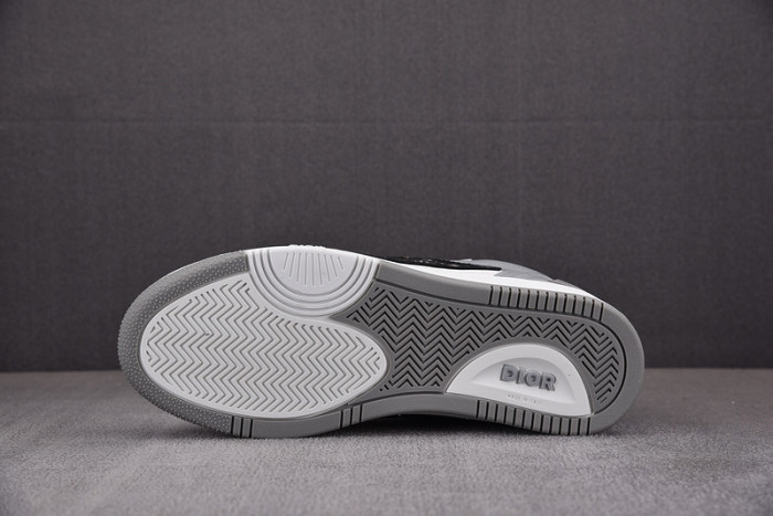D1OR B57 Shoes