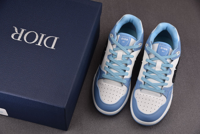 D1OR B57 Shoes