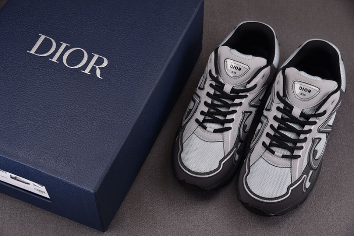 D1OR B30 Sneakers