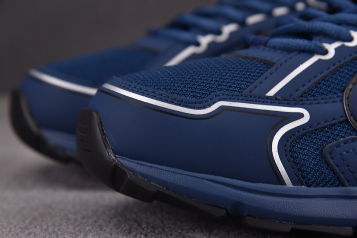 D1OR B30 Sneakers