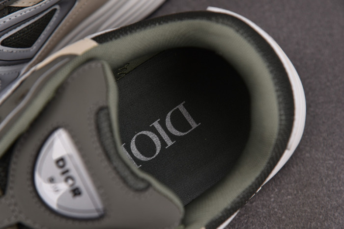 D1OR B30 Sneakers