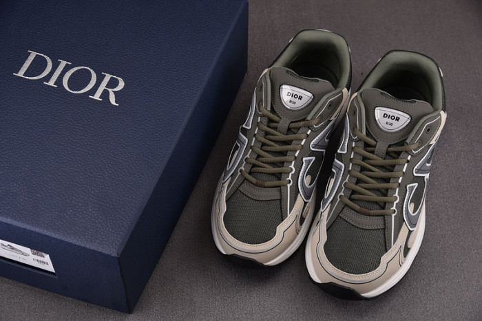 D1OR B30 Sneakers
