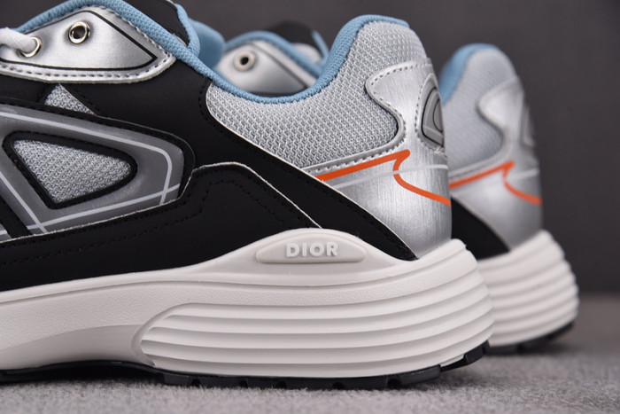 D1OR B30 Sneakers