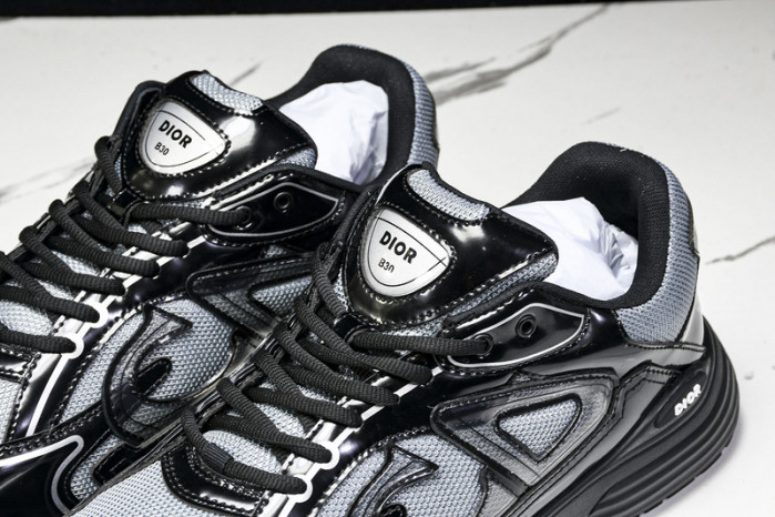 D1OR B30 Sneakers