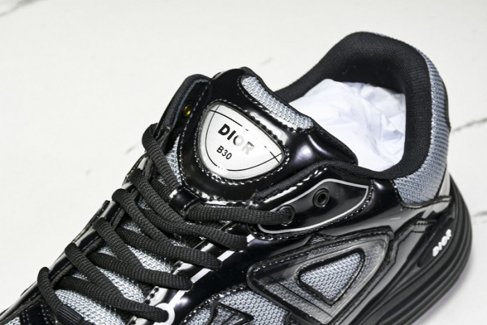 D1OR B30 Sneakers