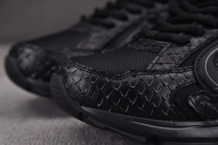 D1OR B30 Sneakers