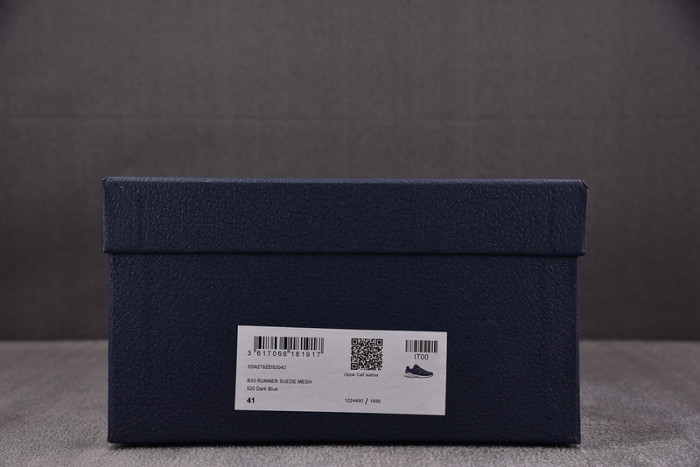 D1or B30 Sneakers