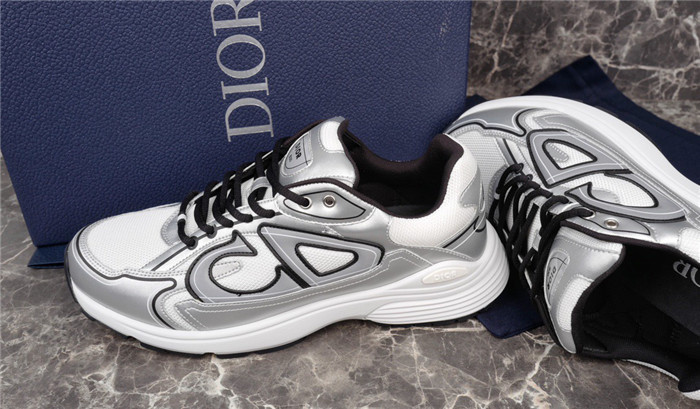 D1OR B30 Sneakers