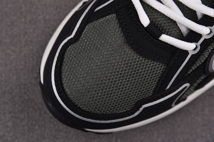 D1OR B30 Sneakers