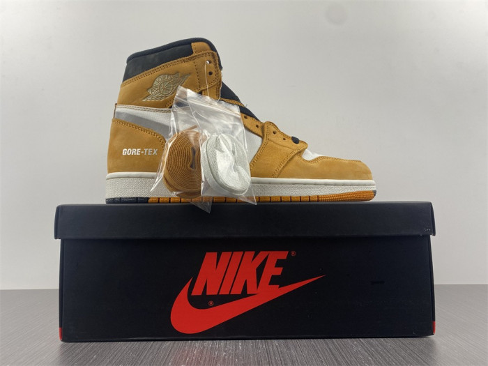 Air Jordan 1 High Element Gore-Tex Light Curry Jordan 1 DB2889-700