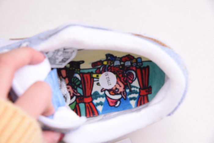 Nike Dunk Low SB x Sean Cliver DC9936-100