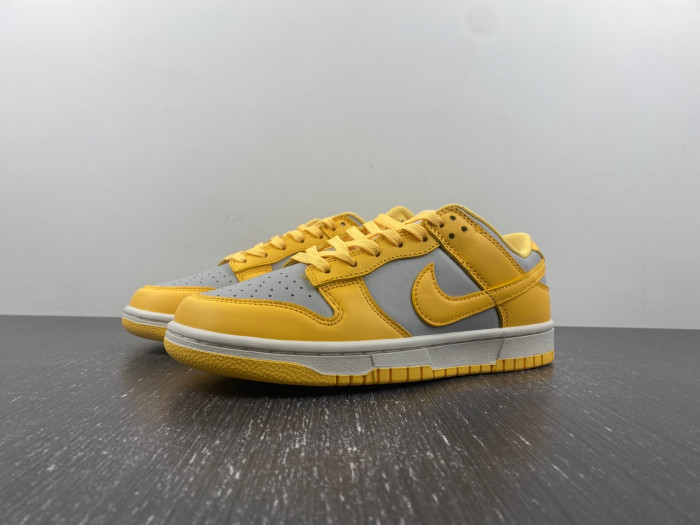 Nike Dunk Low Citron Pulse (Women