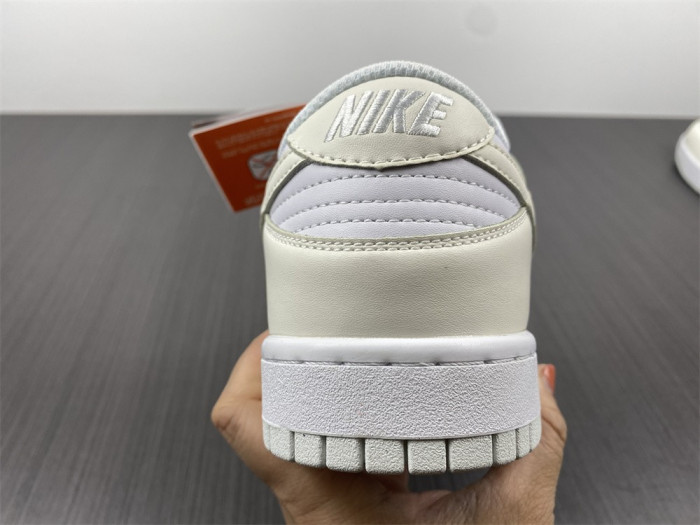 Nike Dunk Low Move To Zero Sail (W)  DD1873-101
