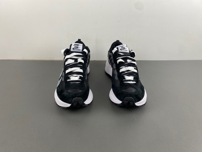 Nike Sacai x VaporWaffle “Tour Yellow ” DD1875-003