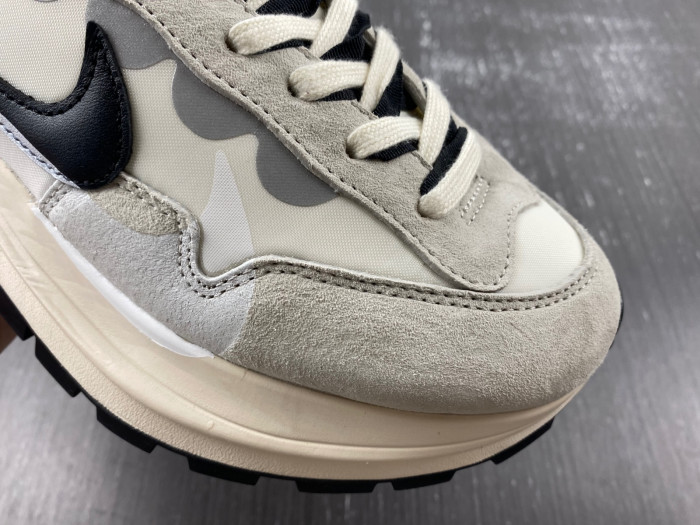 Nike Sacai x VaporWaffle Grey White DD1875-101