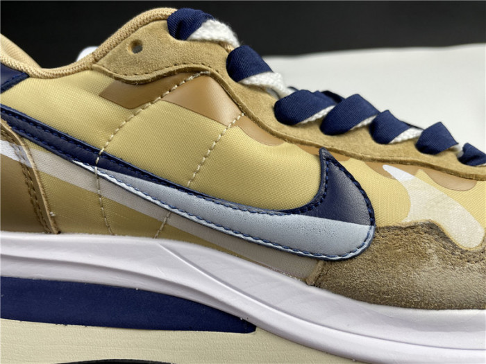 Nike Vaporwaffle sacai Sesame Blue Void DD1875-200