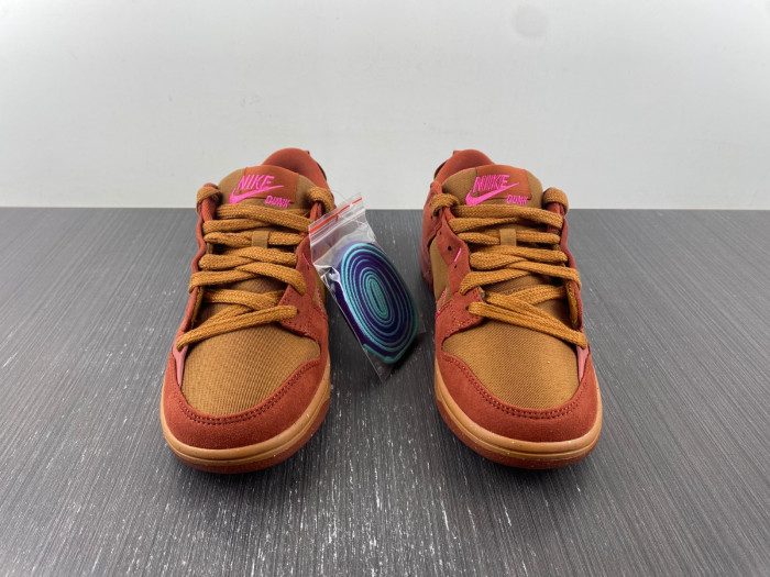 Nike Dunk Low Disrupt 2 DH4402-200