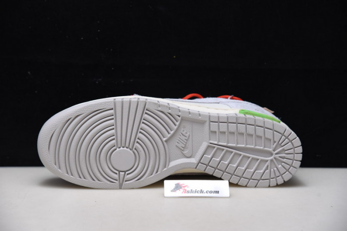 OF X Nike Dunk Low Lot 13 of 50 DJ0950-110