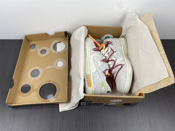 OF X Nike Dunk Low Lot 35 of 50 DJ0950-114