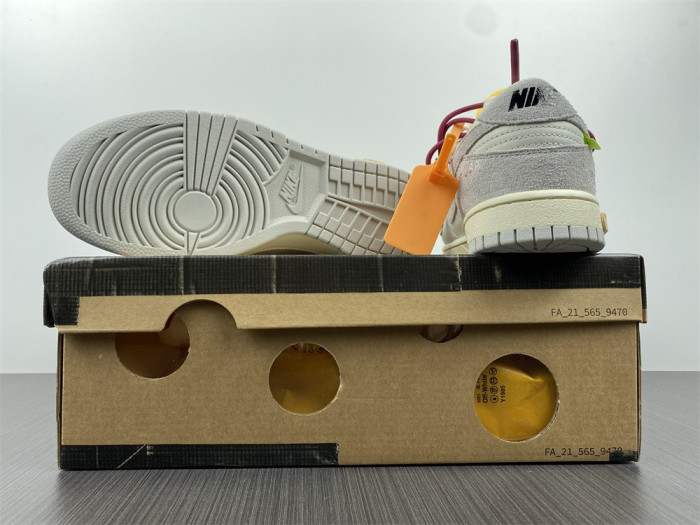 OF X Nike Dunk Low Lot 35 of 50 DJ0950-114