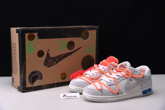 OF X Nike Dunk Low Lot 31 of 50 DJ0950-116