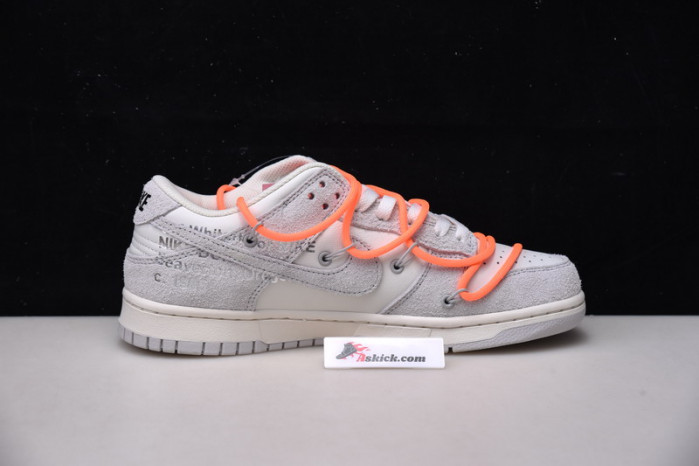 OF X Nike Dunk Low Lot 31 of 50 DJ0950-116