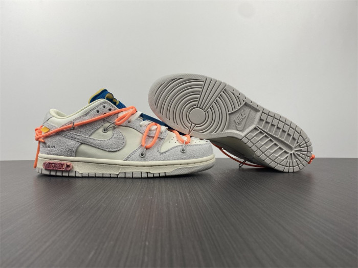 OF X Nike Dunk Low Lot 19 of 50 DJ0950-119