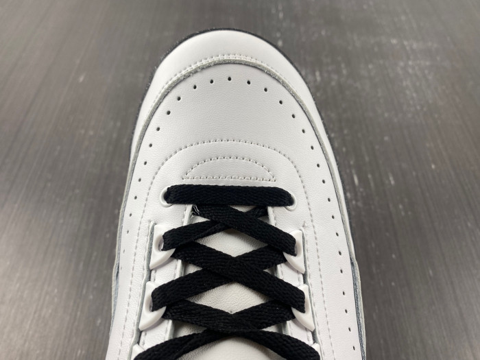 Air Jordan 2 Retro High Top DJ4375-101