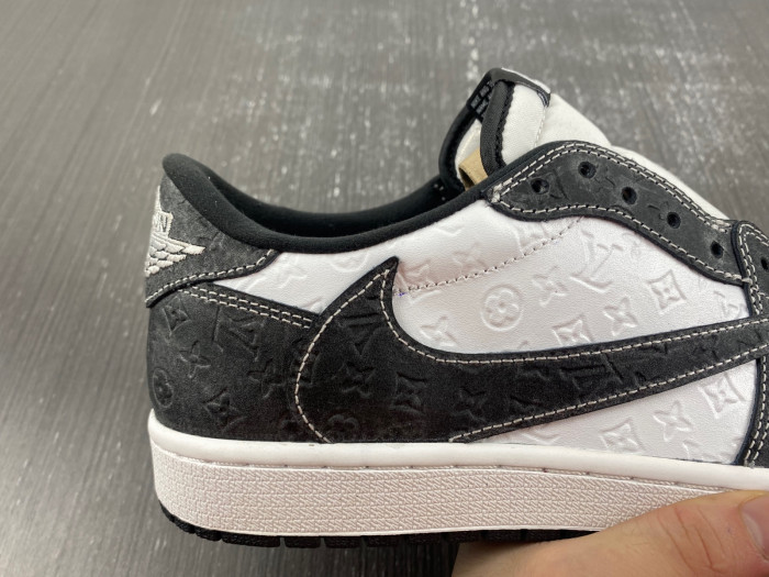 Travis Scott x Air Jordan 1 Low DL2211-001