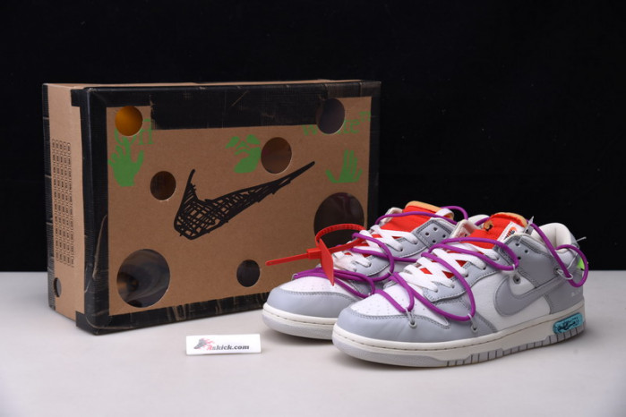 OF X Nike Dunk Low Lot 45 of 50 DM1602-101