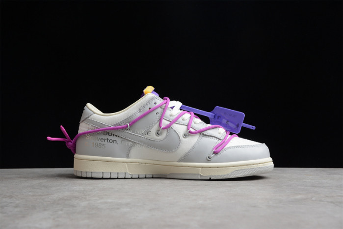 OF X Nike Dunk Low Lot 28 of 50 DM1602-111