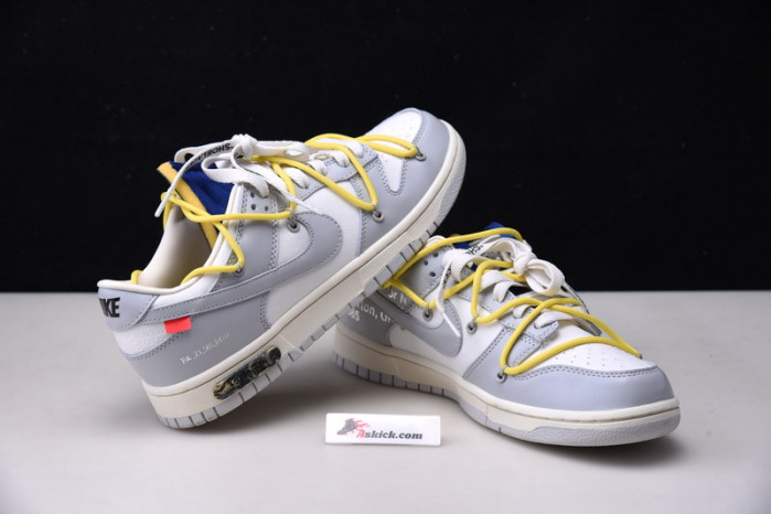 OF X Nike Dunk Low Lot 27 of 50 DM1602-120