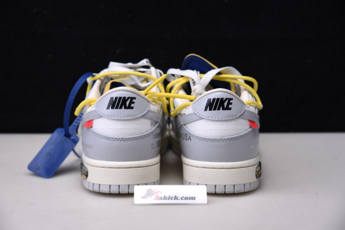 OF X Nike Dunk Low Lot 27 of 50 DM1602-120
