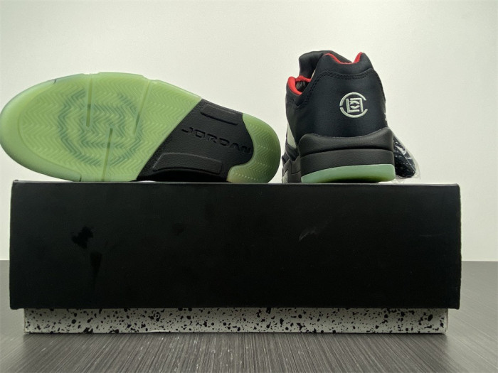AIR JORDAN 5 RETRO “ANTHRACITE” DM4640-036