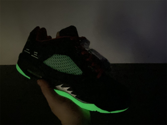 AIR JORDAN 5 RETRO “ANTHRACITE” DM4640-036