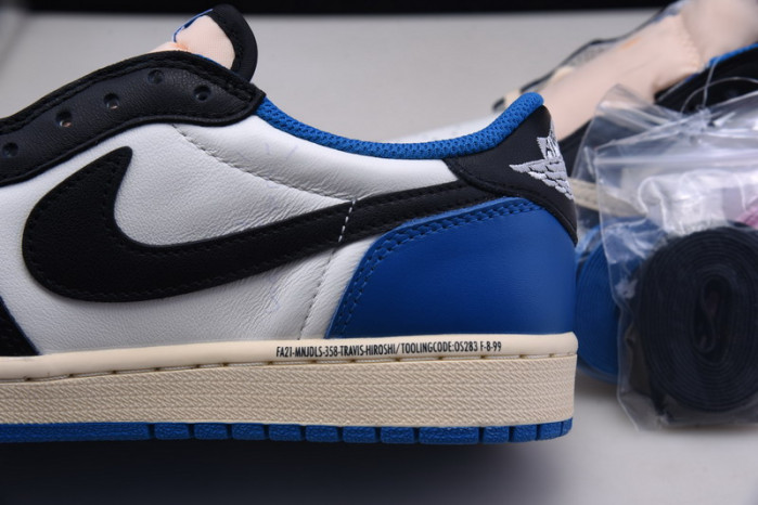 Travis Scott x Fragment x Air Jordan 1 Low OG DM7866-140