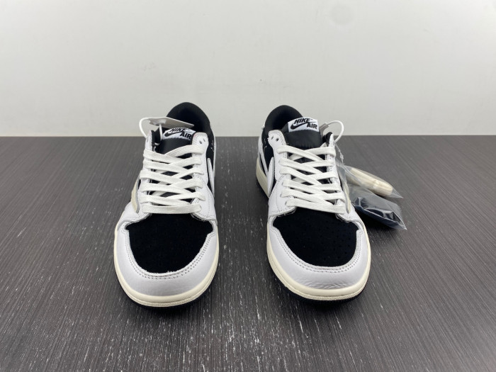 Travis Scott x Air Jordan 1 Low OG Black DM7866-180